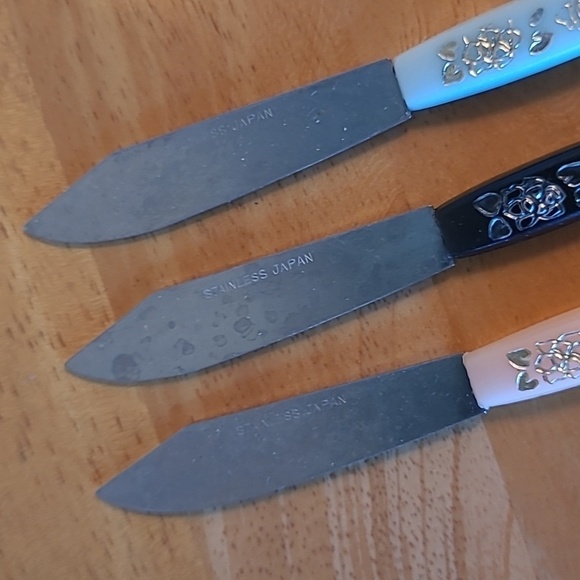 LITTLE FORKS & LITTLE KNIVES Incomplete Set, Perfect For Replacements - Picture 6 of 16